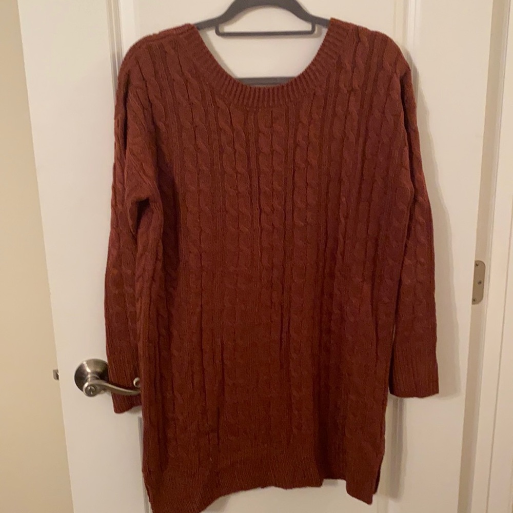 Sweater dress/tunic, open back